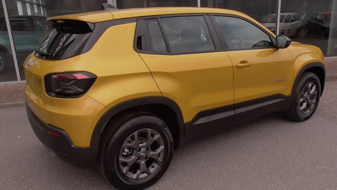 2025 Jeep Avenger