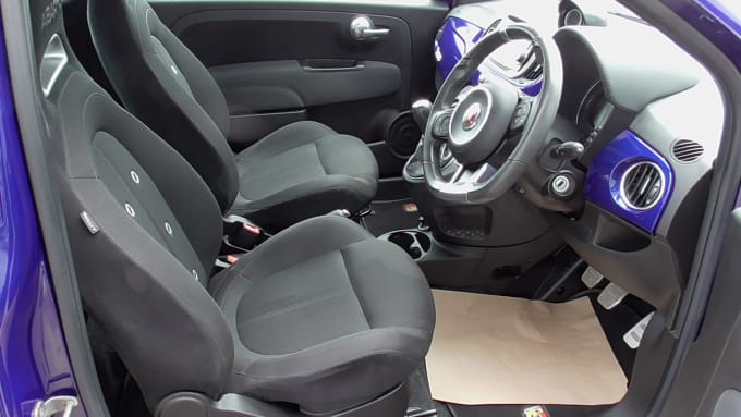 2025 Abarth 595