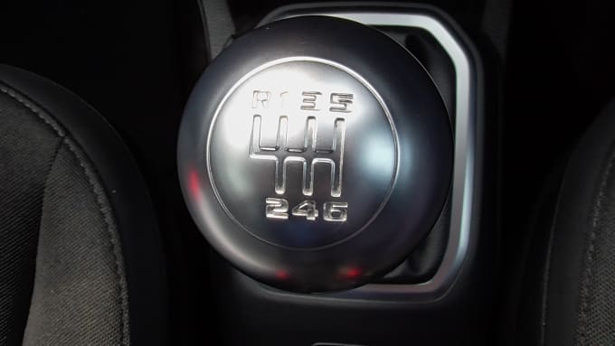 2025 Jeep Renegade