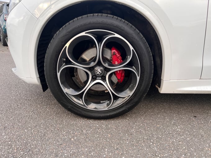 2022 Alfa Romeo Stelvio