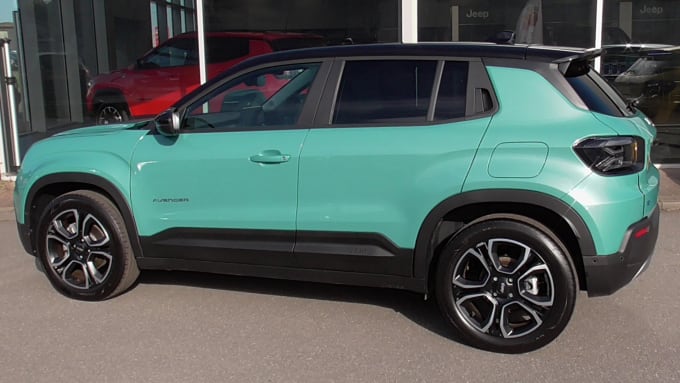 2025 Jeep Avenger