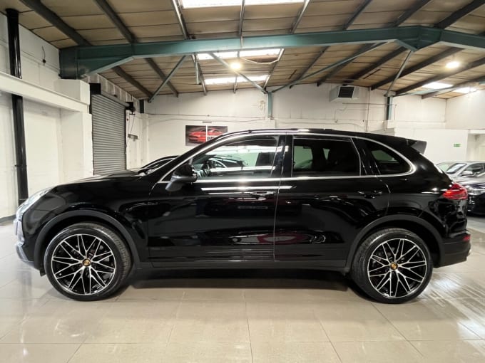 2015 Porsche Cayenne