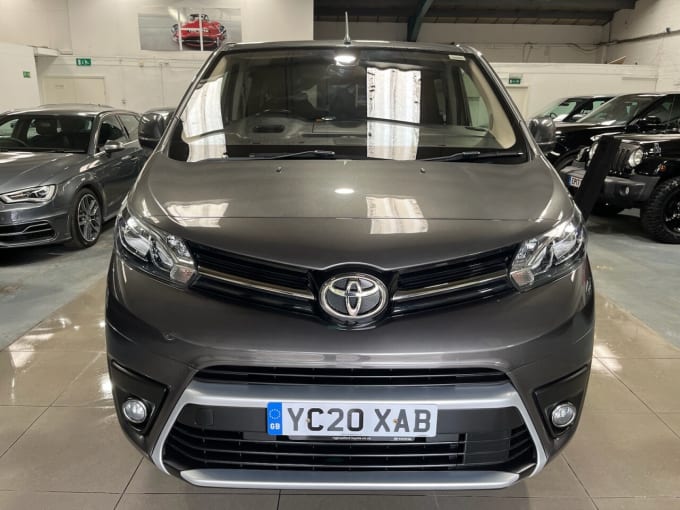 2025 Toyota Proace Verso