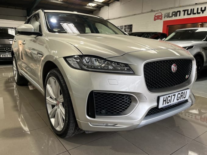 2025 Jaguar F-pace