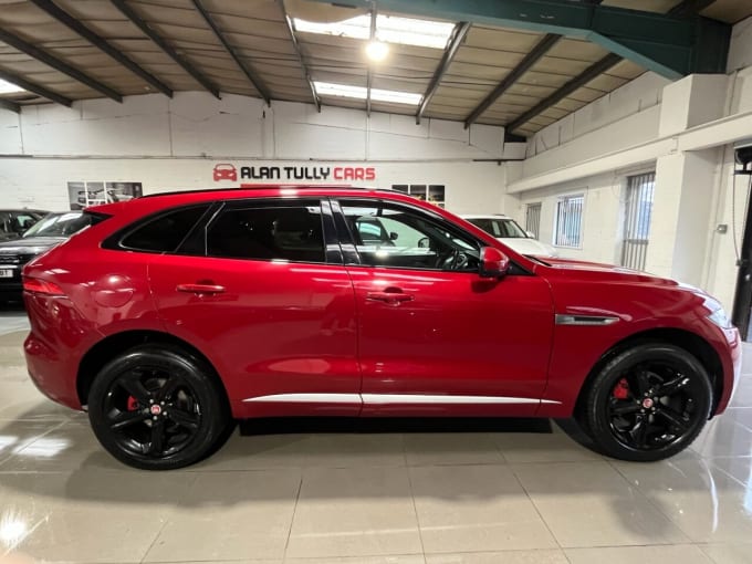 2025 Jaguar F-pace