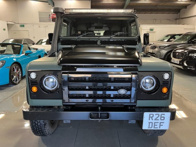 2025 Land Rover Defender