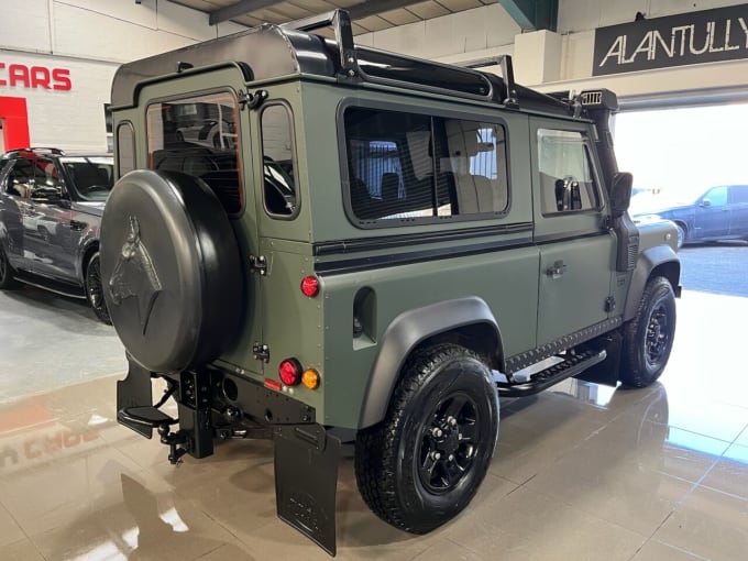 2025 Land Rover Defender