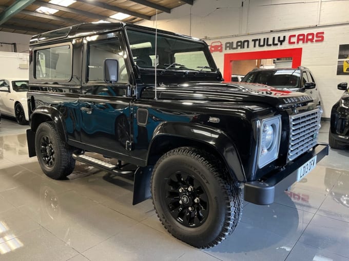 2025 Land Rover Defender