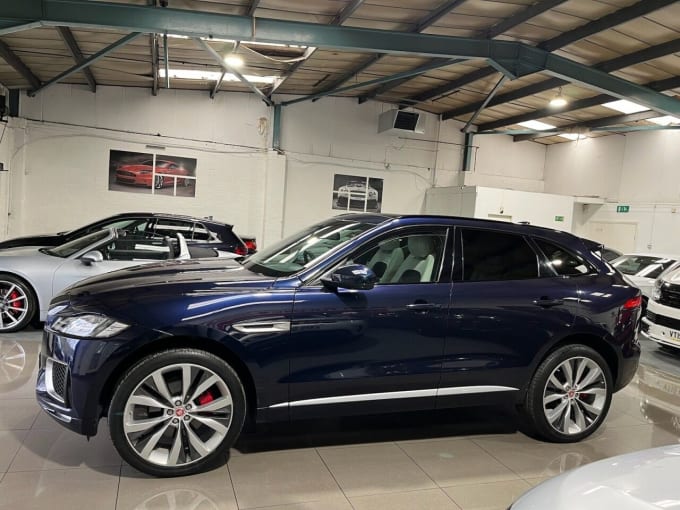 2025 Jaguar F-pace