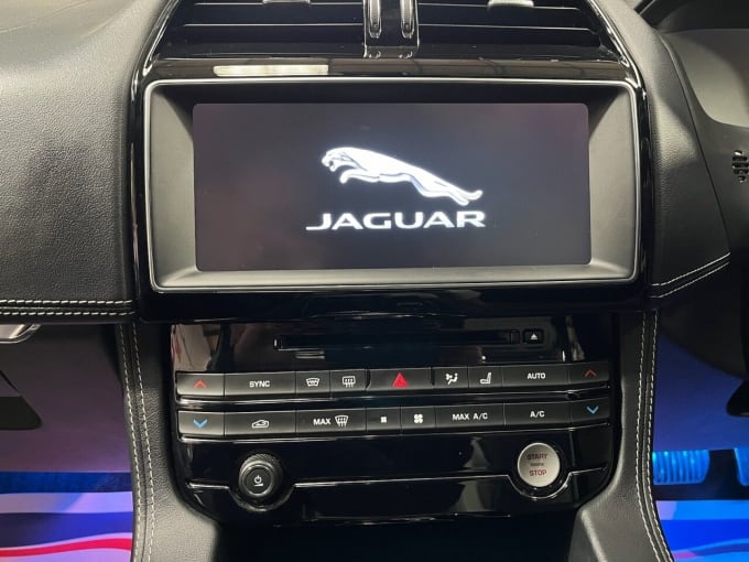 2025 Jaguar F-pace