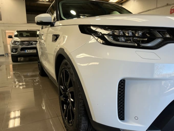 2025 Land Rover Discovery