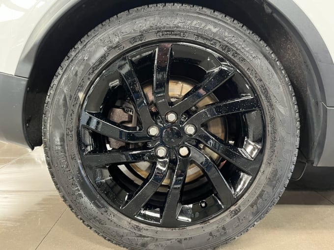 2025 Land Rover Discovery