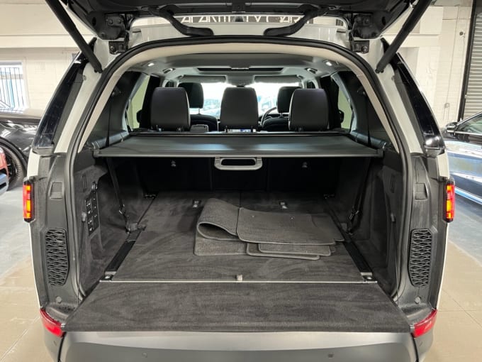 2025 Land Rover Discovery