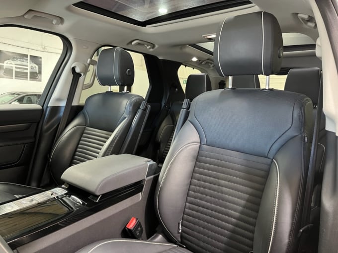 2025 Land Rover Discovery