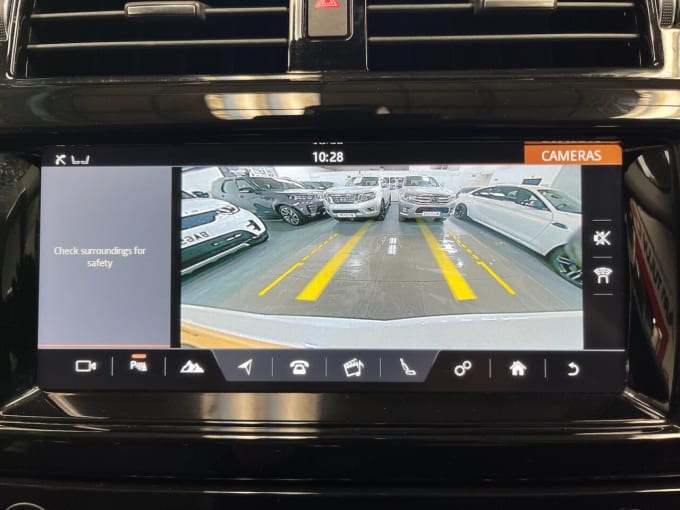 2025 Land Rover Discovery