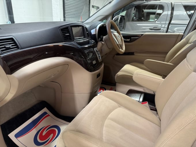 2025 Nissan Elgrand