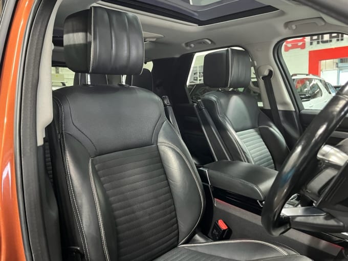 2025 Land Rover Discovery