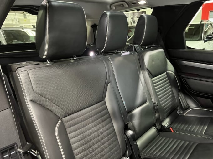 2025 Land Rover Discovery