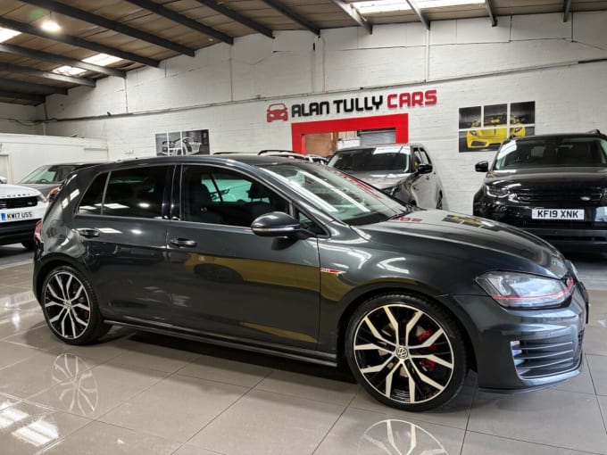 2025 Volkswagen Golf