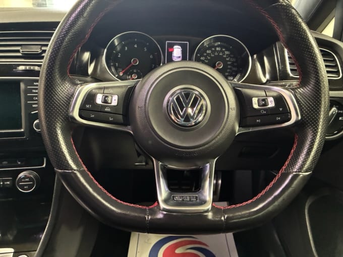 2025 Volkswagen Golf