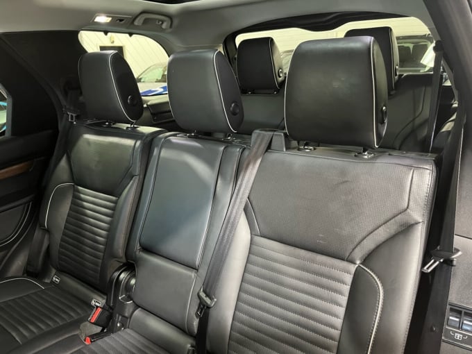 2025 Land Rover Discovery