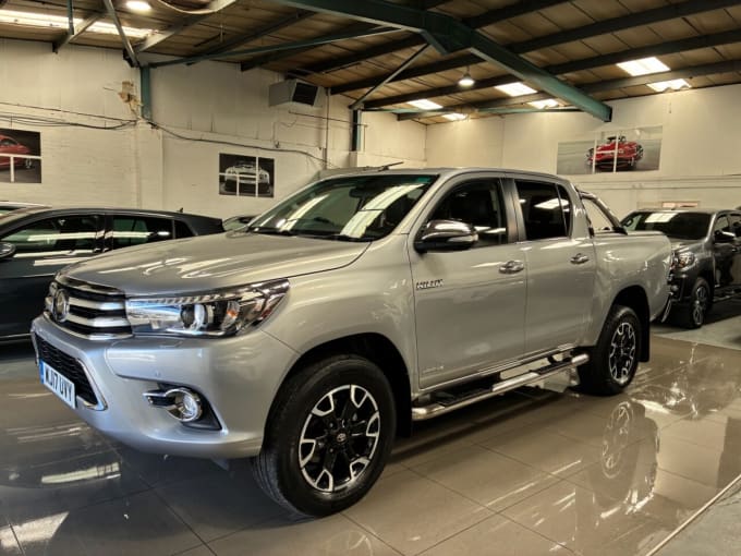 2025 Toyota Hi-lux