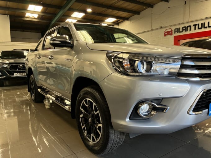 2025 Toyota Hi-lux