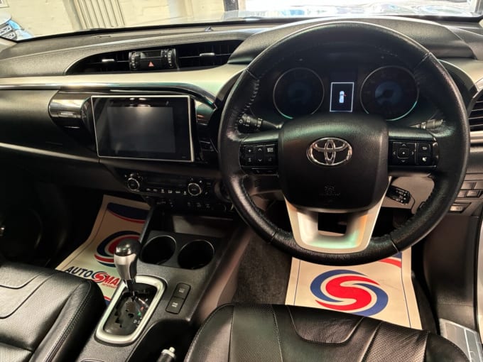 2025 Toyota Hi-lux