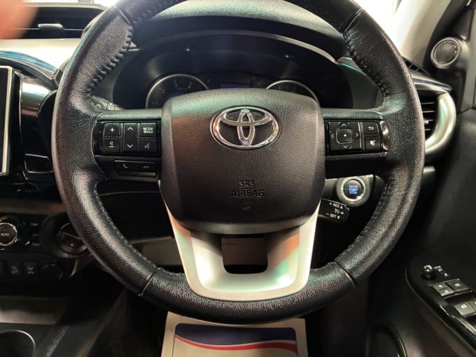 2025 Toyota Hi-lux