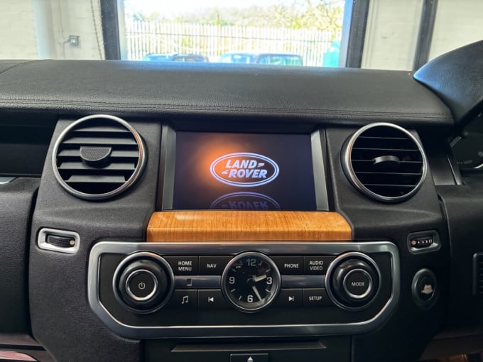2025 Land Rover Discovery 4