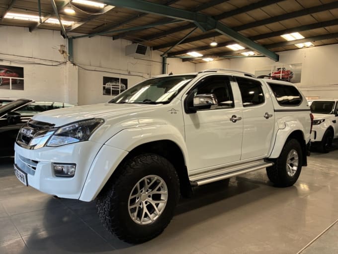 2025 Isuzu D-max