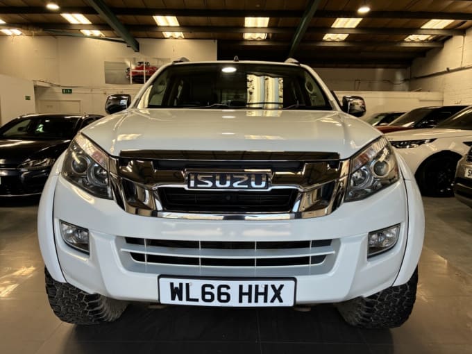 2025 Isuzu D-max