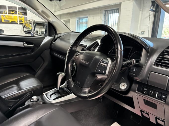 2025 Isuzu D-max