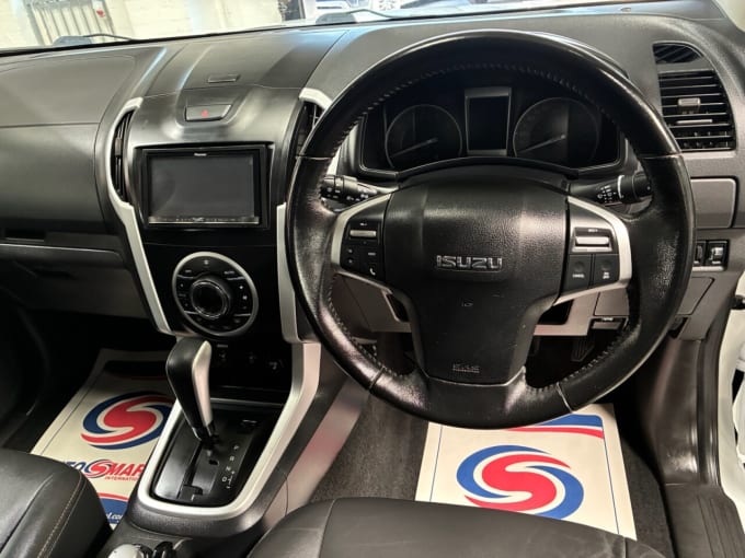 2025 Isuzu D-max
