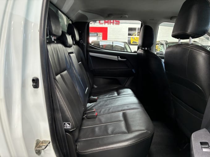 2025 Isuzu D-max