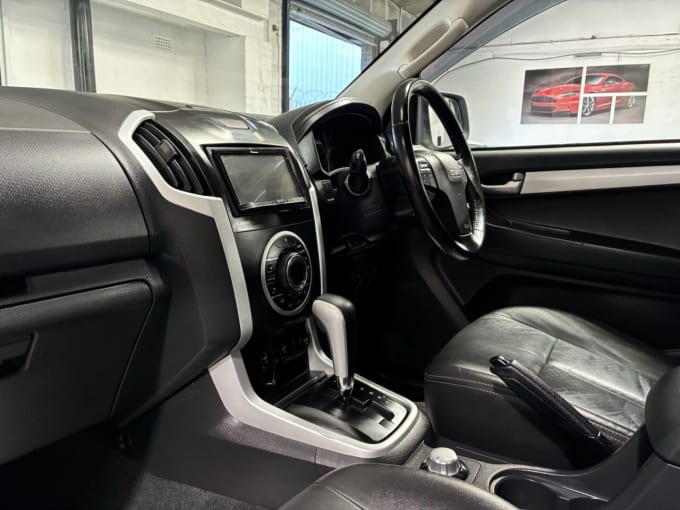 2025 Isuzu D-max