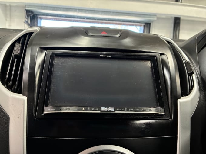 2025 Isuzu D-max