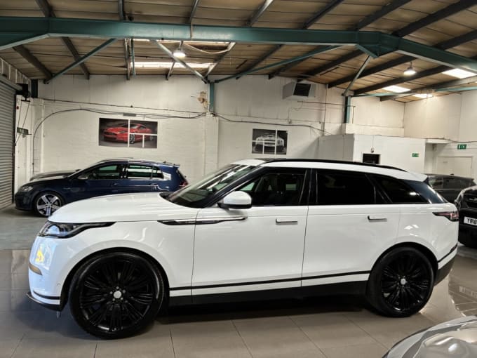2025 Land Rover Range Rover Velar