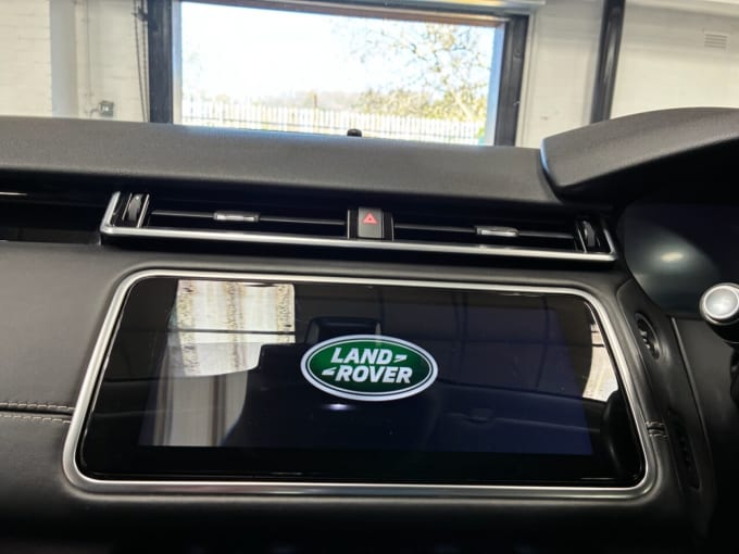 2025 Land Rover Range Rover Velar