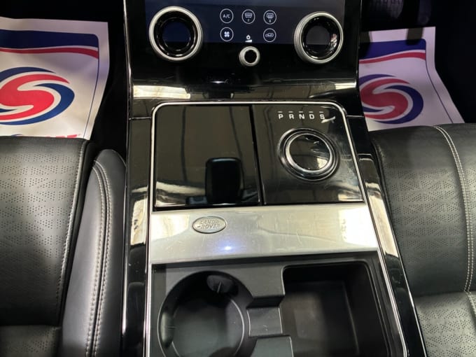 2025 Land Rover Range Rover Velar