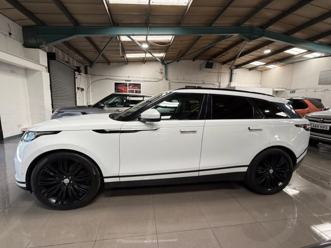 2025 Land Rover Range Rover Velar