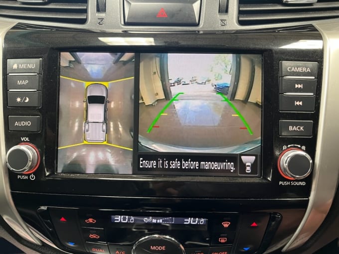 2025 Nissan Navara