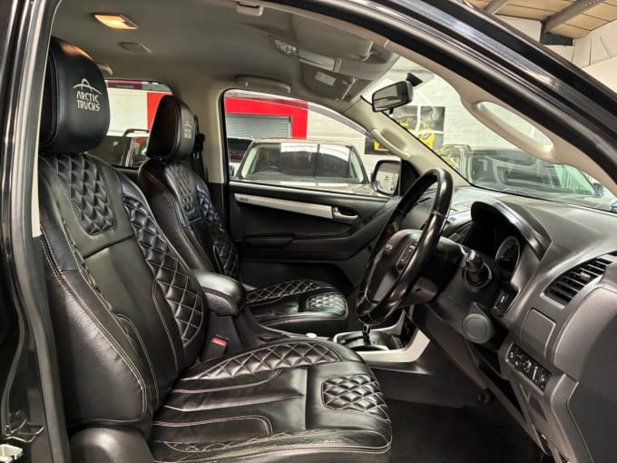 2025 Isuzu D-max