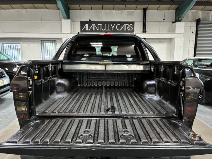 2025 Isuzu D-max