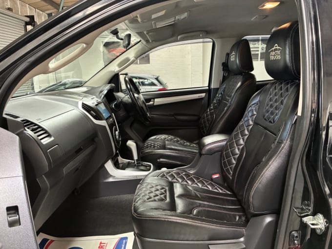 2025 Isuzu D-max