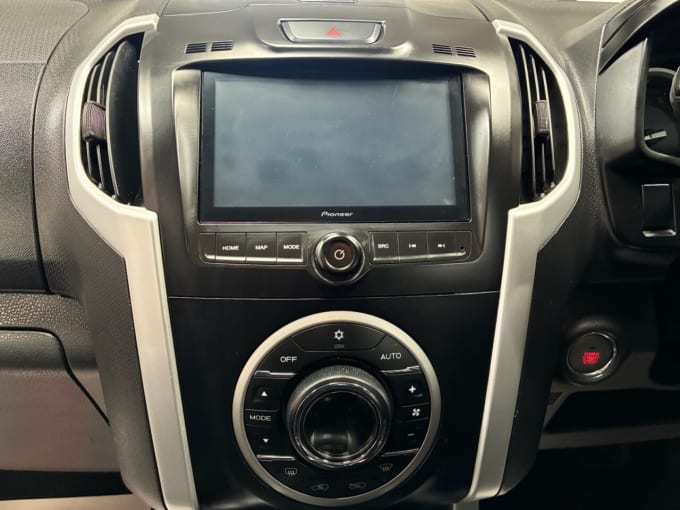 2025 Isuzu D-max