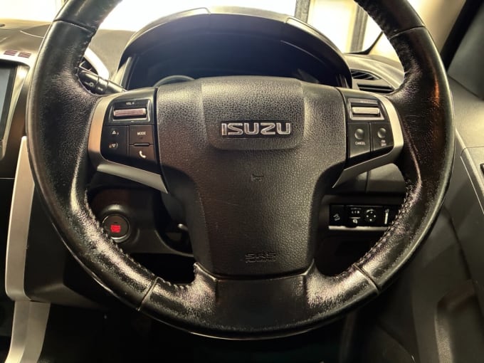 2025 Isuzu D-max