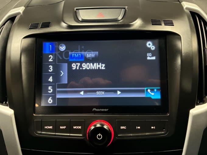 2025 Isuzu D-max