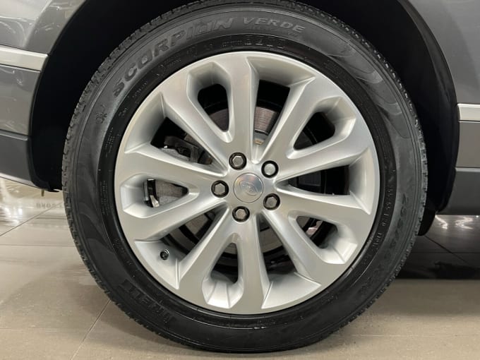 2025 Land Rover Range Rover