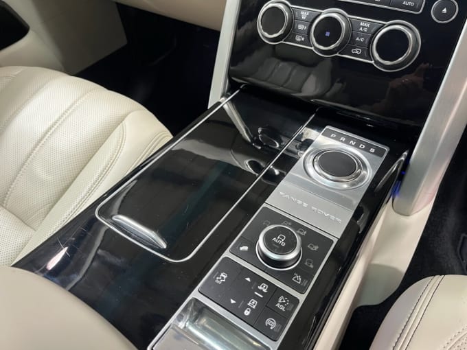 2025 Land Rover Range Rover